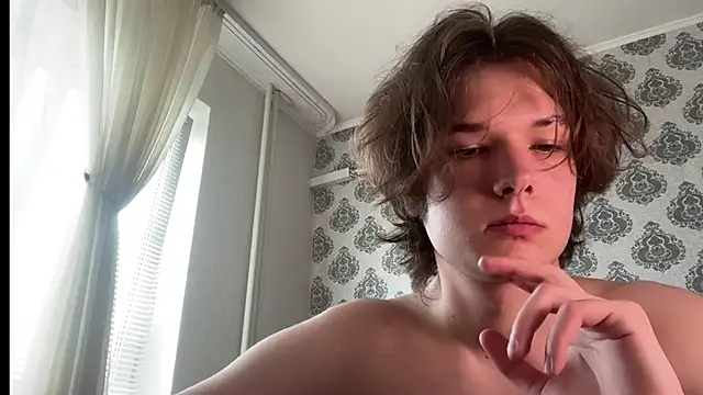 tomasdickpick (M twink) - take off a T-shirt