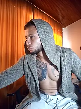 sebastian_horny live cam on StripChat