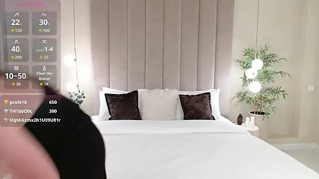 JaniceCollins live cam on StripChat
