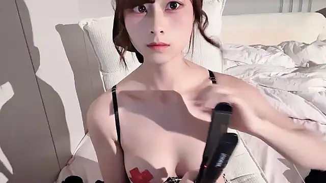 xiaoguaiss live cam on StripChat