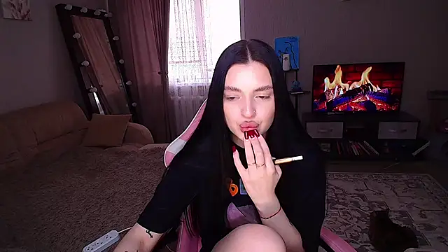 yoursLina webcam