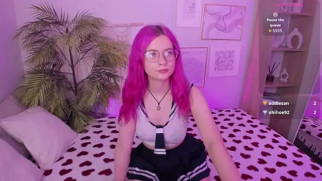 RoxySun_ live cam on StripChat