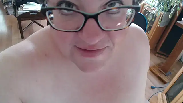 suzys_secrets - Suzys_Secrets's free webcam - UK Sex Cams
