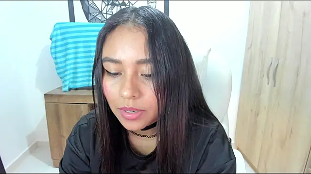Ciara8 live cam on StripChat