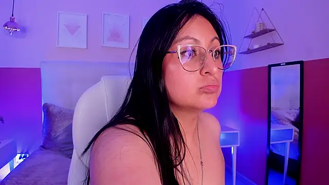 Amber_gold_ webcam