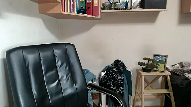 katemodel webcam