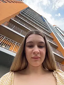 SashaCatt live cam on StripChat