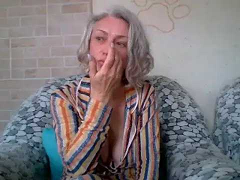Lorie_Carrie webcam