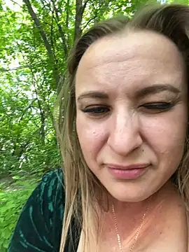 RuslanaXX webcam
