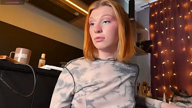 Umin - Trans webcam sex chat