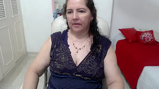 leonela_69 webcam