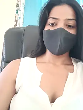 CRAZY__BITE live cam on StripChat