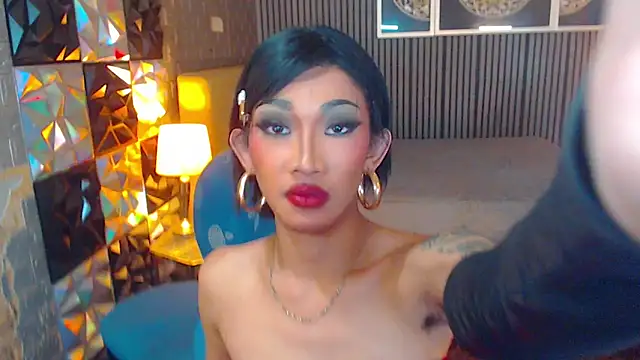 lhexiecollins live cam on StripChat
