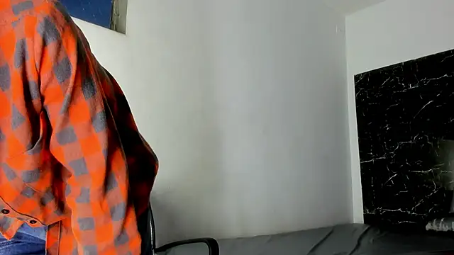 Adrian_Wolf webcam