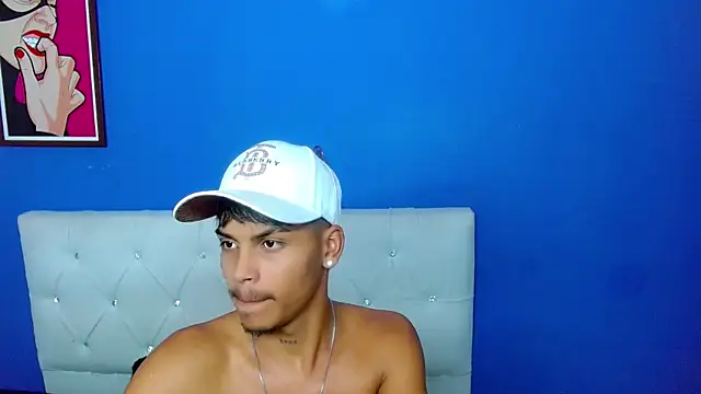 Angel_foxc13 webcam
