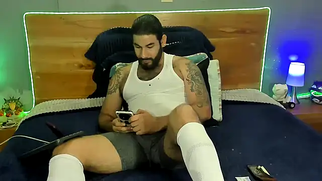Prometeo-grizzly live cam on StripChat