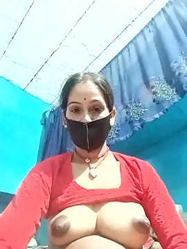 Nandani-758 webcam