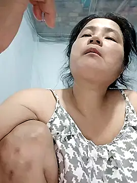 BigAss-69 live cam on StripChat