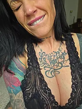 EmilyDiazofficial
