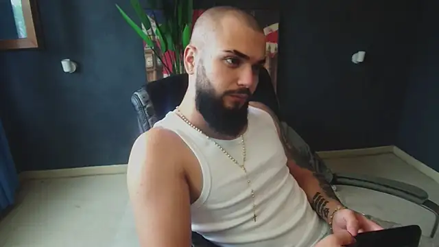 OscarWillss live cam on StripChat
