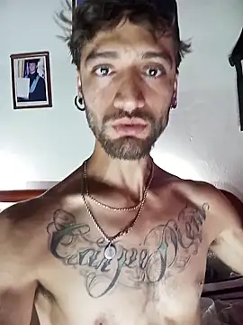 Thiago_Monteiro live cam on StripChat