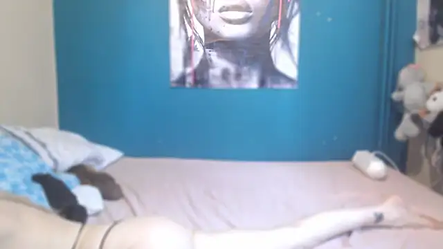 NADINNNE webcam