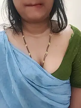 Ramya_456 live cam on StripChat