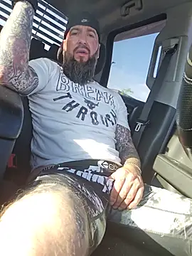 Beardedtattood live cam