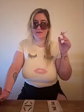 Granlady7 live cam on StripChat