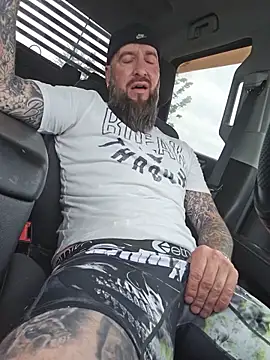 Beardedtattood live sex cam