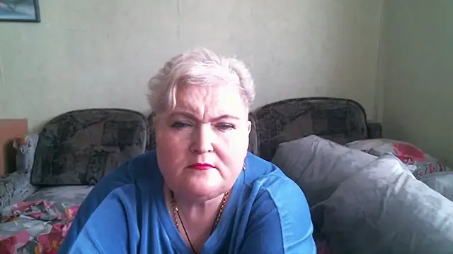 Lana555 live cam on StripChat