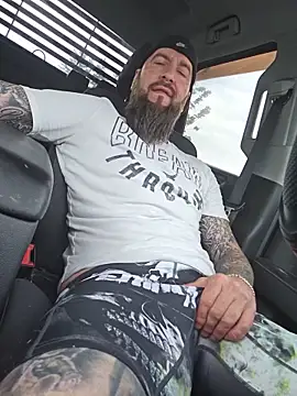 Beardedtattood webcam