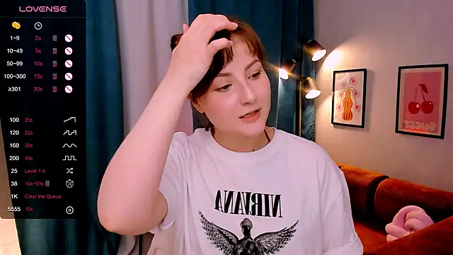 velvet_cherry_ webcam
