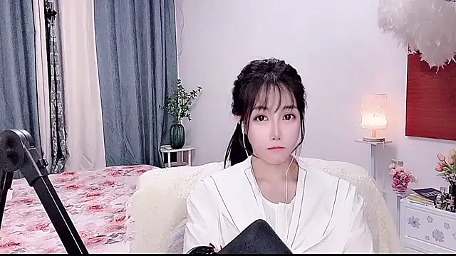 Laura_520 webcam