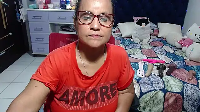 pervert_mommy_ live cam on StripChat