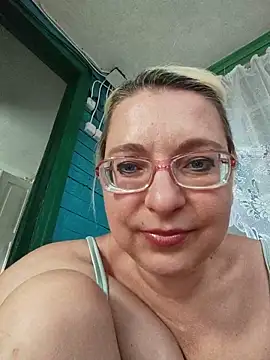VikaKing webcam