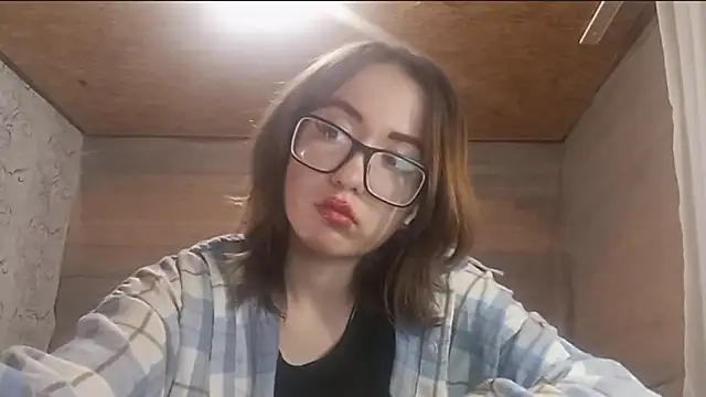 OliviaMoment webcam