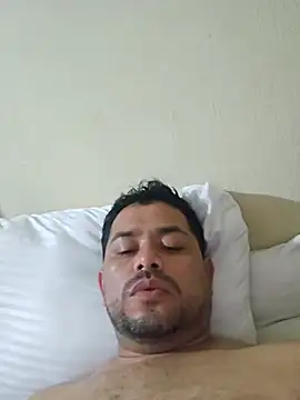 TrenchedBride webcam