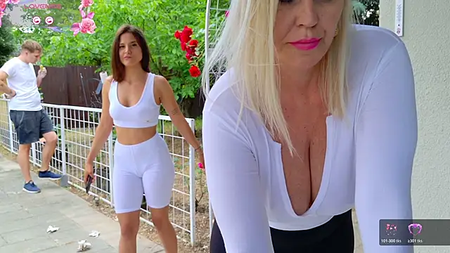 TUNDEROSE1 live sex cam