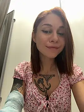 RosieSecret live cam on StripChat