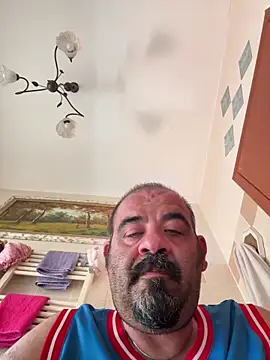 Maury12367 live cam on StripChat