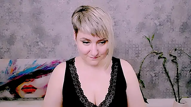 Djullia live cam on StripChat
