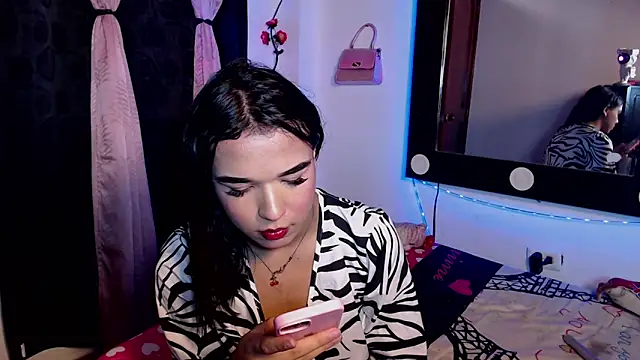 Candyy_doll__ webcam