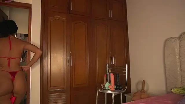 pocahotass_11 webcam