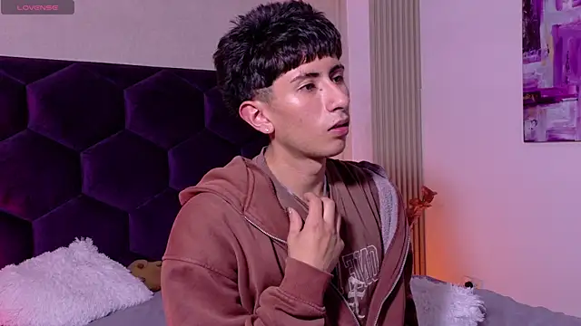 AndyJustgame_ webcam