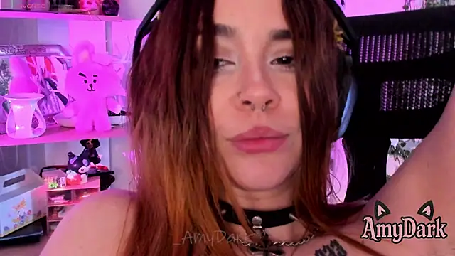 _AmyDark webcam