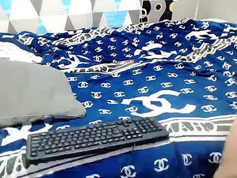 Trish_CurveCock webcam