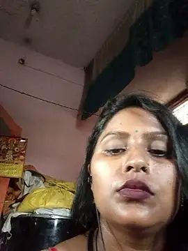 Jasmine_Januja webcam