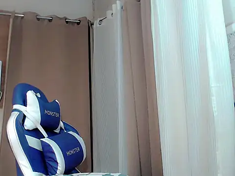 Ur_Goddes_Barbie webcam