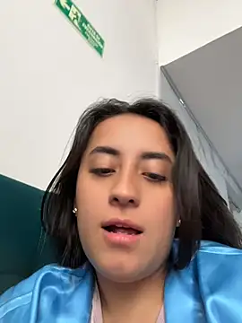 Antonella_Julieta webcam
